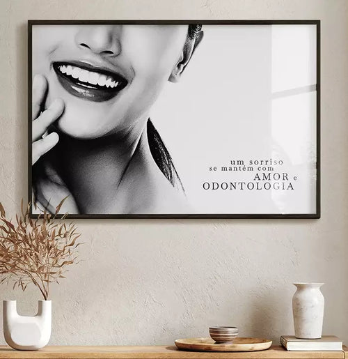 Quadro Decorativo Odontologia Um Sorriso se Mantém com Amor